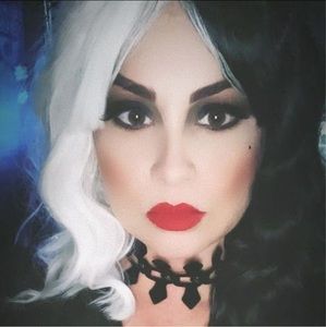 Meet your Posher, Nancy